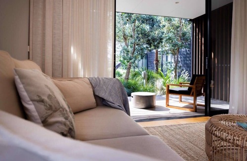 Shoalhaven Heads Villa | Privately Managed Villa 13 -Bangalay Luxury Villas
