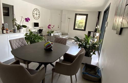 Saint-Chamas House | Privet housse with pool and jacuzzi