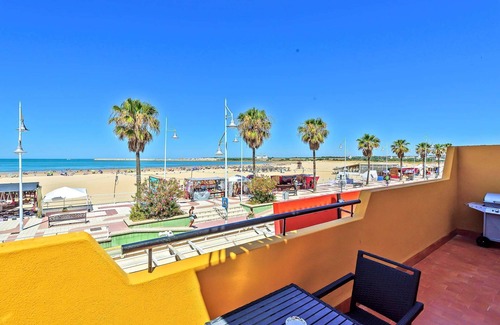 Valdelagrana Apartment | Probably the best first-line apartment at Valderagrana beach