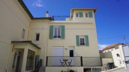 Cannes La Bocca Apartment | Proche gare, 5min Plage du Midi, T2, 4 personnes By Palmazur Vacances