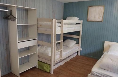 Besse-et-Saint-Anastaise Apartment | Proches des pistes F2 36m2 4-6 pers 2 étoiles