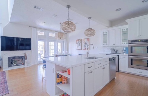 Walden on Lake Conroe House | Professionally designed lake stay for families, friends, and celebrations