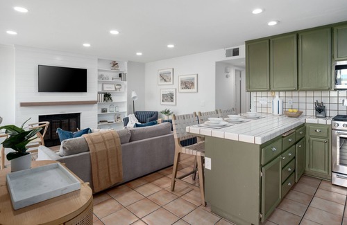 South Mission Beach House | Professionally Designed | Private Outdoor Patio w/AC