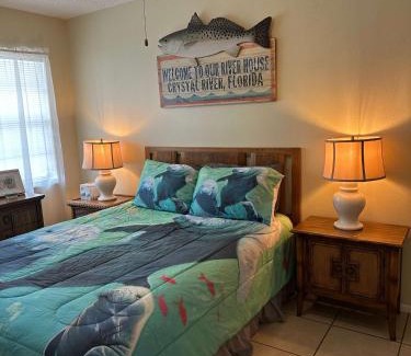 Crystal River Apartment | Professor Rousseau's Manatee Bay