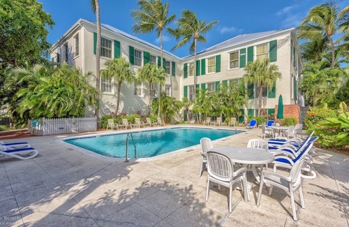 Truman Annex Condo | *PROMENADE TO PARADISE @ THE ANNEX* Ocean Condo & Pool + LAST KEY SERVICES.