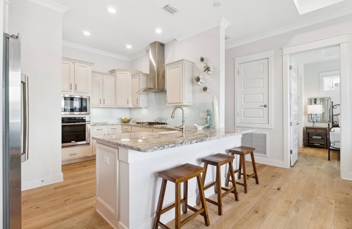 WaterSound Beach House | Prominence - Sea Lily - Pet Friendly, Golf Cart, 4 Bikes, Beach, 2 Pools, 30A