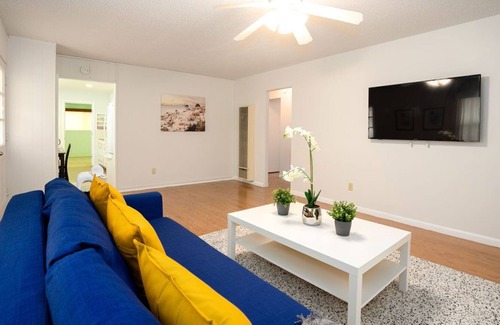 Westminster House | !~Prominent & Stylish 3BR Home near Long Beach~!