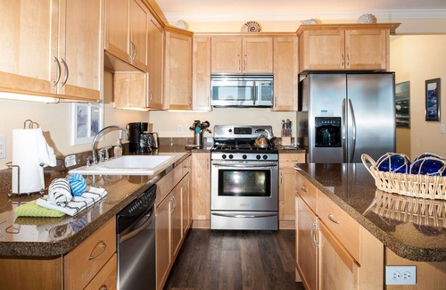 Lincoln City Condo | Promo! Oceanfront Condo with Private Hot Tub, Indoor Pool, Free Wifi and More!