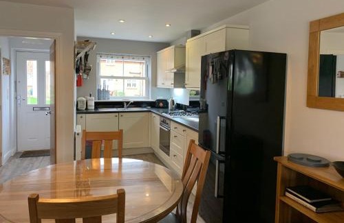 Filey House | Prospect Cottage at The Bay Filey, sleeps 4, 2 dogs welcome for free too