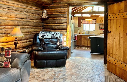 Prescott Cabin | Prospector's Hideaway - Prescott Cabin Rentals