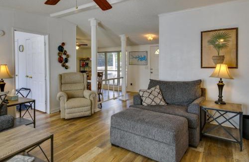 Hollands Landing House | Prosperity Vacation Rental about 1 Mi to Lake Murray!