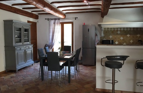 Le Beausset House | Provencal mas-style stone house with swimming pool sleeps 6