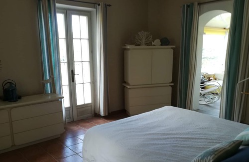 Toulon Other | Provencal Mas with swimming pool. Perfect for family with children.