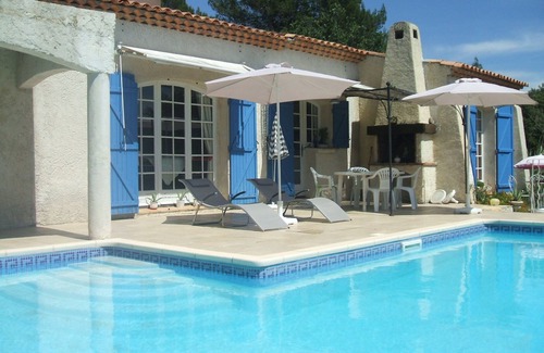 Rocbaron Villa | Provencal villa center var