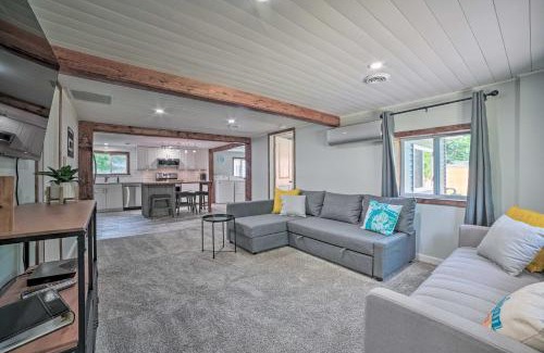Prudenville House | Prudenville Retreat with Yard about 1 Mi to Lake!