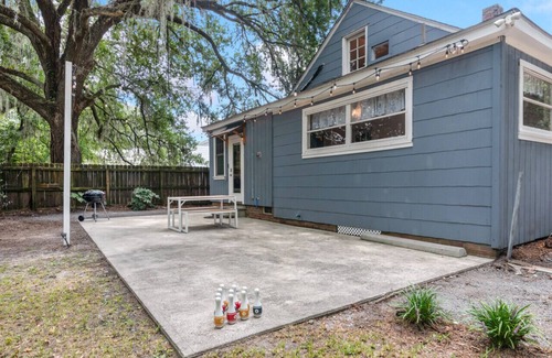 North Charleston House | Prvte Lrg Unit/Full Kitchn/Lrg Yrd