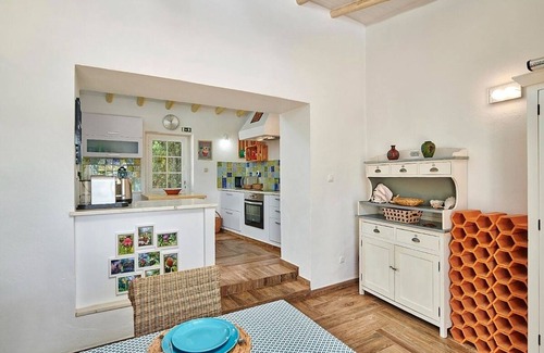Fonte do Bispo Villa | Lovingly Restored Country Villa, A/C, Private Pool (Fenced), Idyllic Views - 15mins drive to Tavira