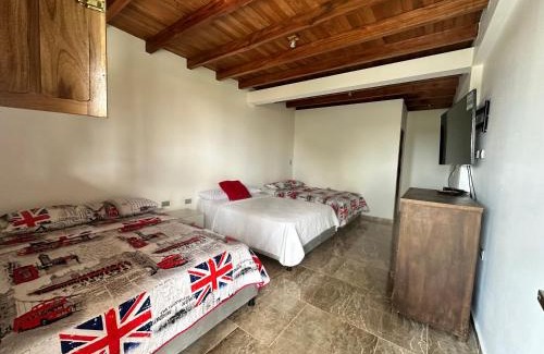 Armenia Hotel | PUENTE IGLESIA