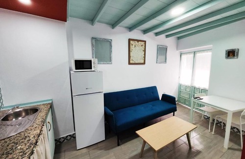 Carmona Apartment | PUERTA DE CÓRDOBA APARTMENTS by FRENTEABASTOS