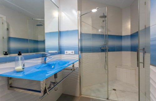 Cadiz Apartment | PUERTA del MAR Family Home by Cadiz4Rentals