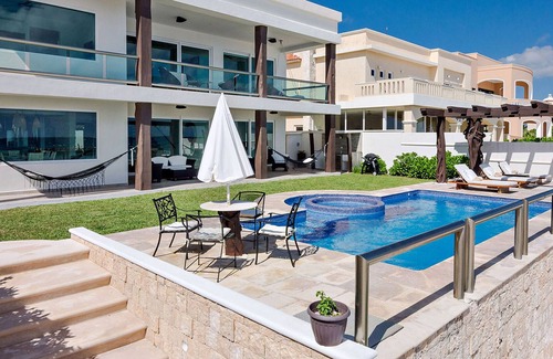 Tulsayab Villa | Puerta del Sol - 4 Bedroom beachfront villa in Tankah Bay