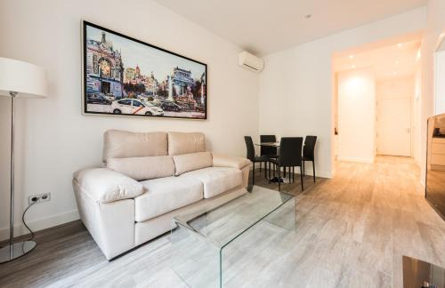 Sol Apartment | Puerta Del Sol City Center