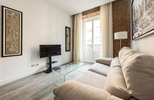Sol Apartment | Puerta Del Sol City Center