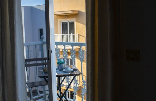 Playa San Juan Apartment | PUESTA DE SOL RENTALS 3CR