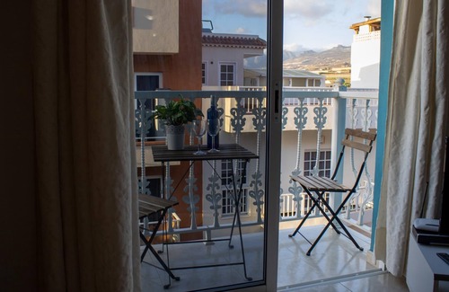 Playa San Juan Apartment | PUESTA DE SOL RENTALS 2BR