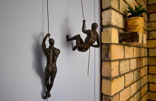 Pohara House | Pukeko Cottage - Pohara Holiday Home