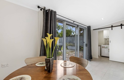 Porepunkah Cottage | Punkah Cottage: 3 BR, 1BA Porepunkah, Sleeps 6