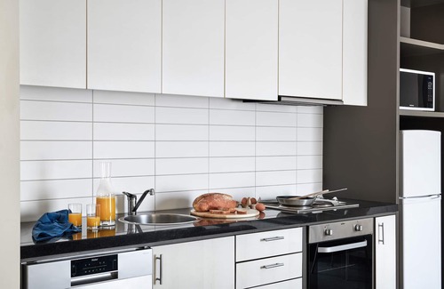 Essendon Apartment | Punthill Essendon