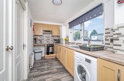 Rosyth House | Pure Home Rosyth Dockyard and South Fife by Three Bridges Apartments