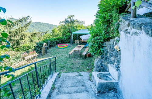 Lanciole House | Pure idyll in this accommodation in the mountains of Tuscany.