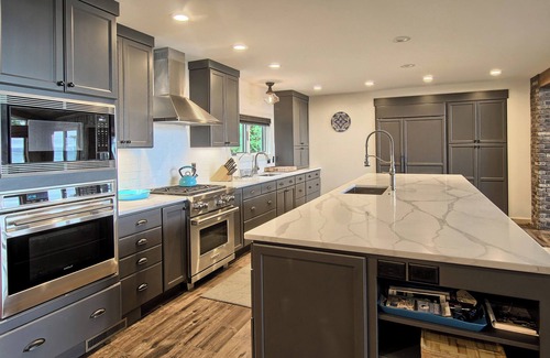 Leland House | Pure Lake Michigan Cottage Getaway Health retreat/Wellness at it's BEST.