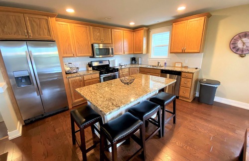 Benton Harbor House | PURE MICHIGAN RETREAT-close to beaches, golf, downtown St. Joe & more!