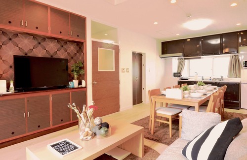 Chatan Villa | Purple House