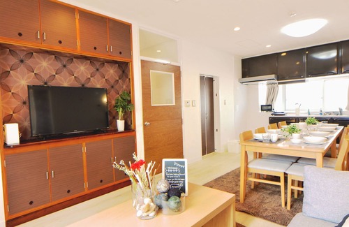 Chatan Villa | Purple House