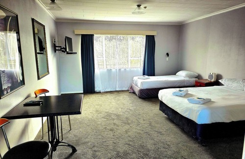 Putaruru Hotel | Putaruru Arms Motor Inn