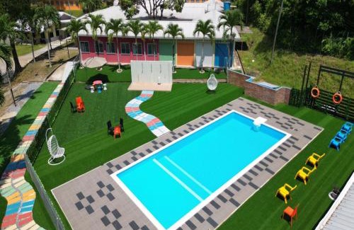 Sematan Hotel | Putra Sentosa Retreat Camp, Sematan