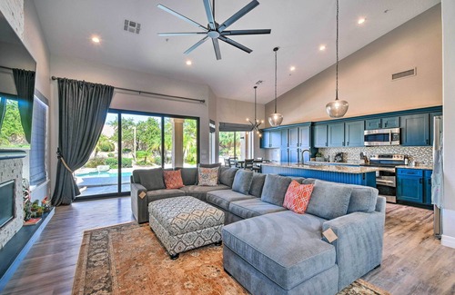 North Scottsdale House | Putting Green: Golfer's Getaway in Scottsdale