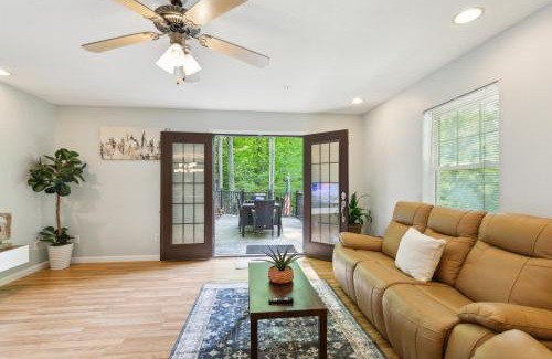 Helmsburg House | Puzzle Peak cottage