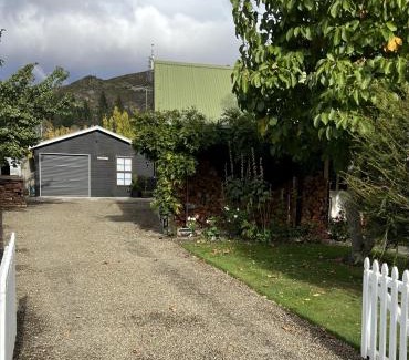 Clyde Apartment | Pyke Cottage, Clyde