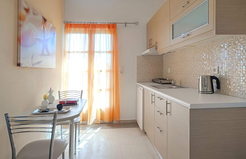 Malia Hotel | Pyrgos Beach Hotel Apartments
