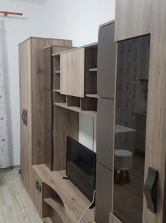 Onesti Apartment | Q Residence