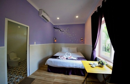 Con Son Hotel | Q Song Chi Hotel