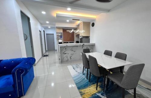 Kampung Tanjung Kapur Apartment | Qaisara Qais Homestay