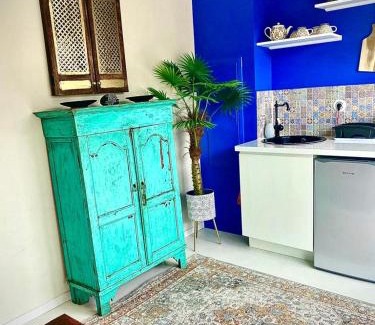 St Gilles-les-Bains Apartment | Qasabah Majorelle