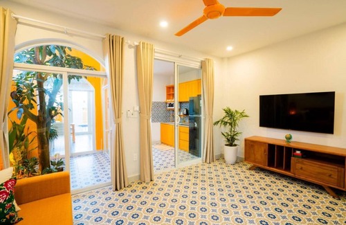 Cam Chau House | QCasa Mango - 3 bedroom villa with pool, kitchen, stunning view, work-desk, wifi