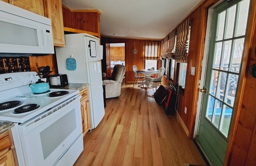 Valois House | QKA Lakeside Bungalows
